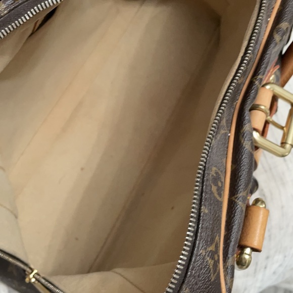 Authentic Louis Vuitton Manhattan GM handbag - Picture 6 of 11